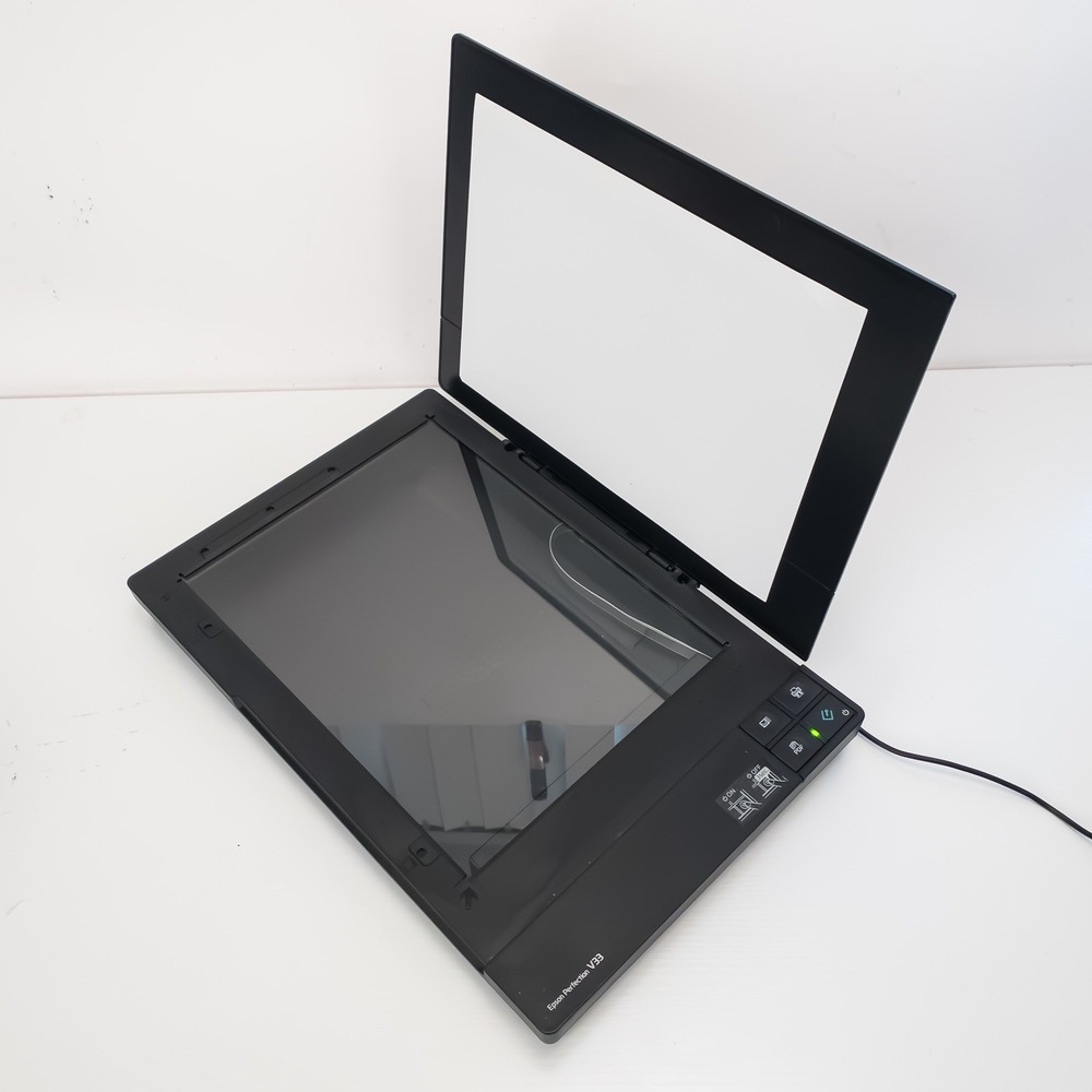 Epson Perfection V33 Scanner Black Flatbed J232C 4800 dpi READ Parts Only